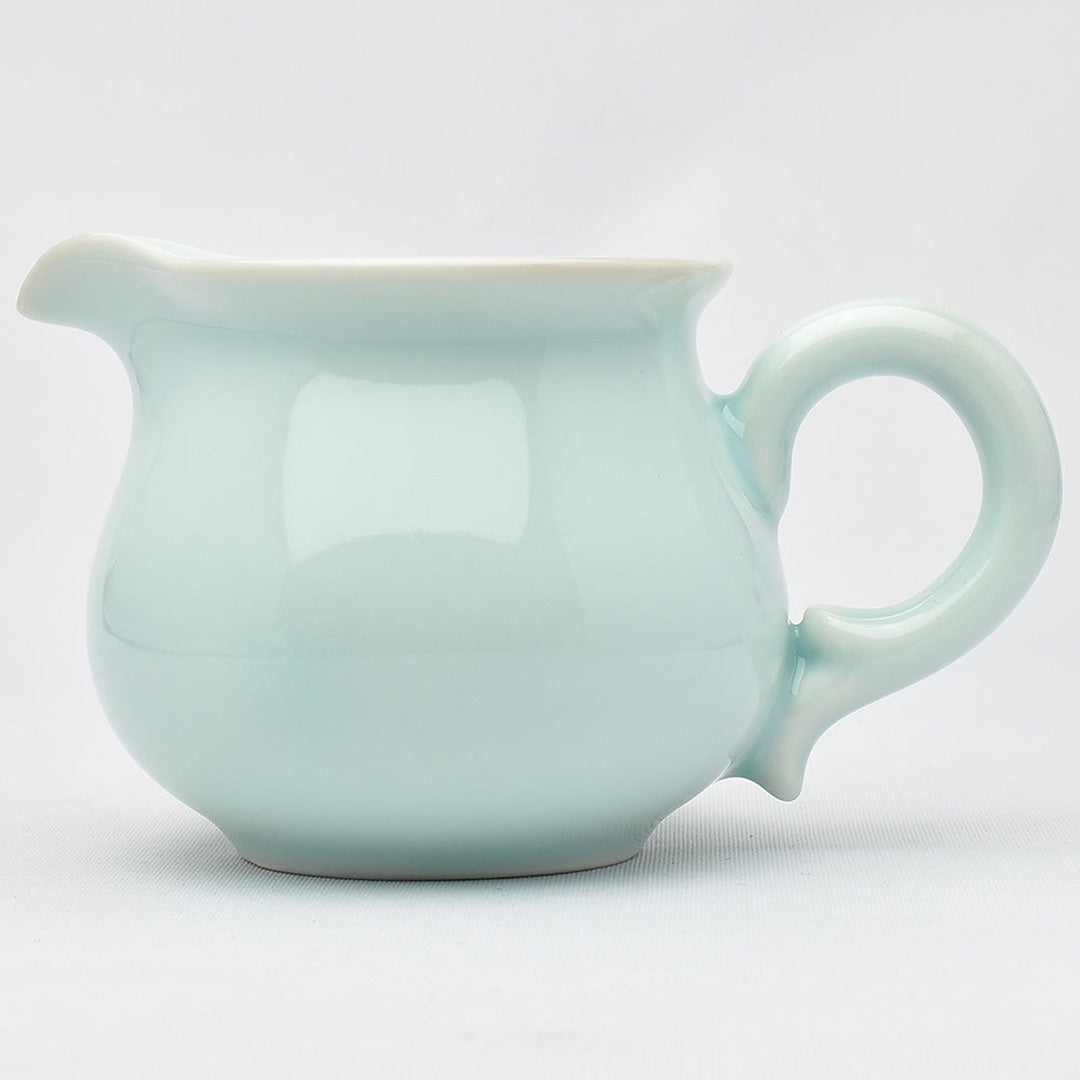 小公杯(弟窯粉青)