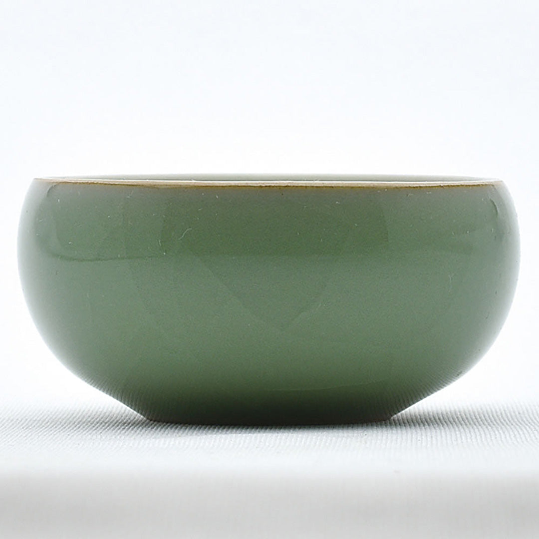 宋代青瓷高足杯、淡い緑色の脚付きカップ 青磁茶杯｜哥梅小圓杯｜中国茶器専門店の通販・天香茶行