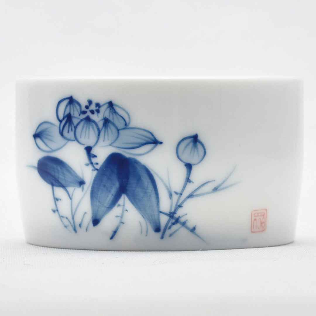 青花茶杯(蓮生)