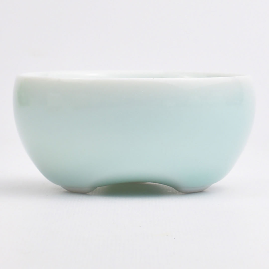 三足小杯(弟窯粉青)