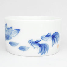 青花茶杯(金魚)