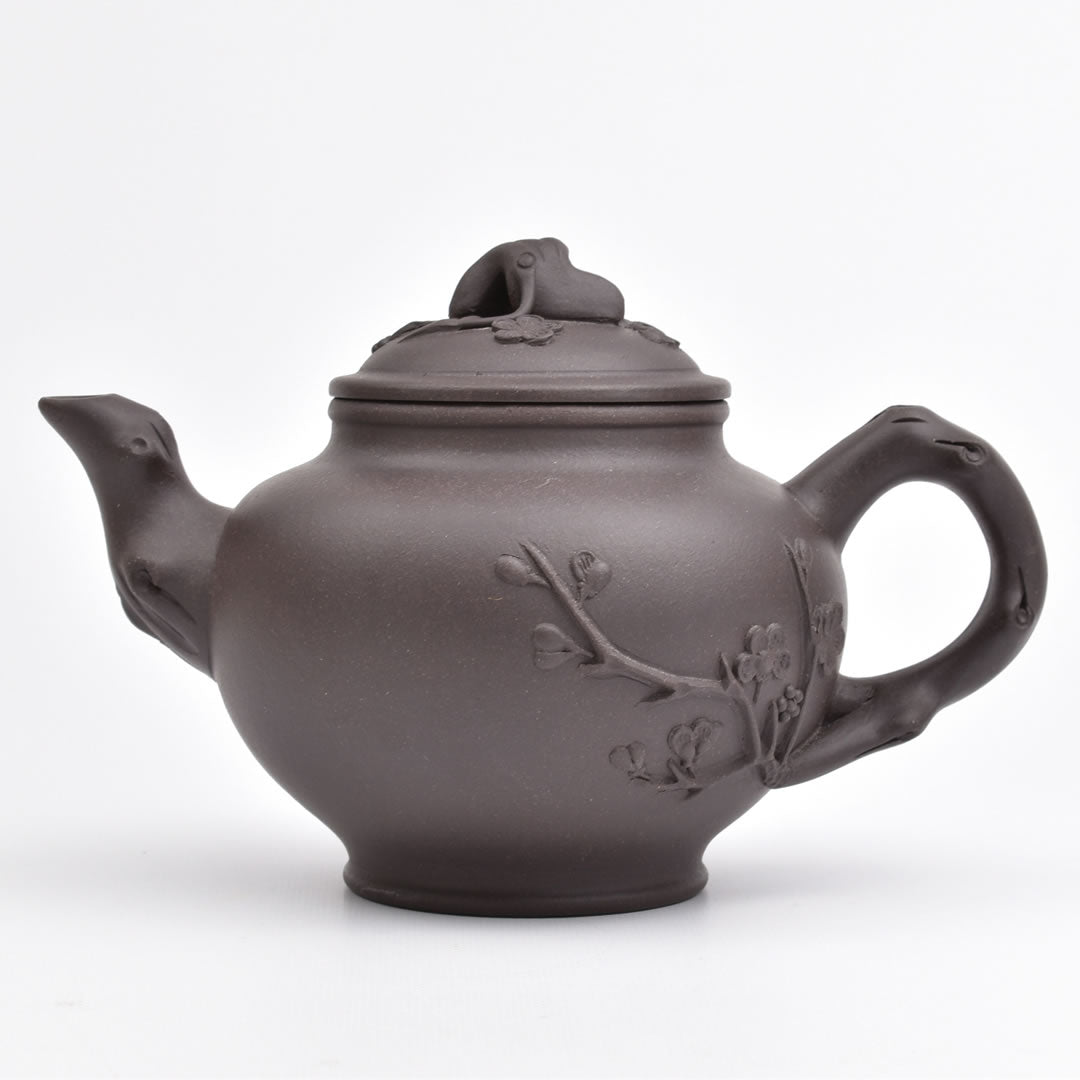 宜興紫砂壺 梅報春（王建英・濃茶）